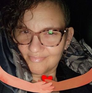 Meet your Posher, Naomi